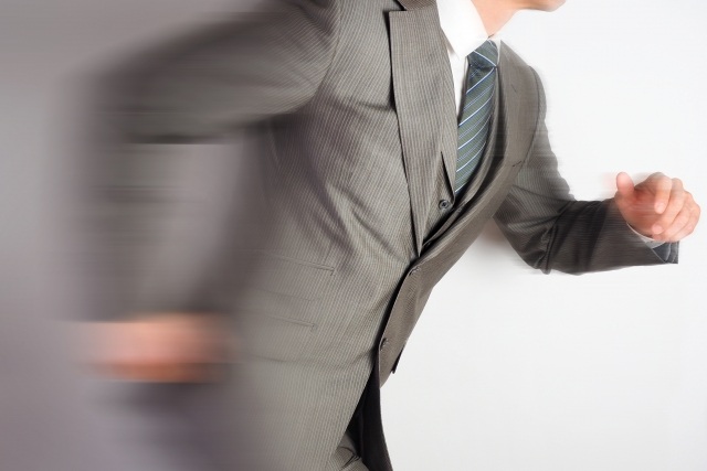 新宿駅前│レンタルバイク原付│デリバリー専門・マンスリー・ウーバーイーツ